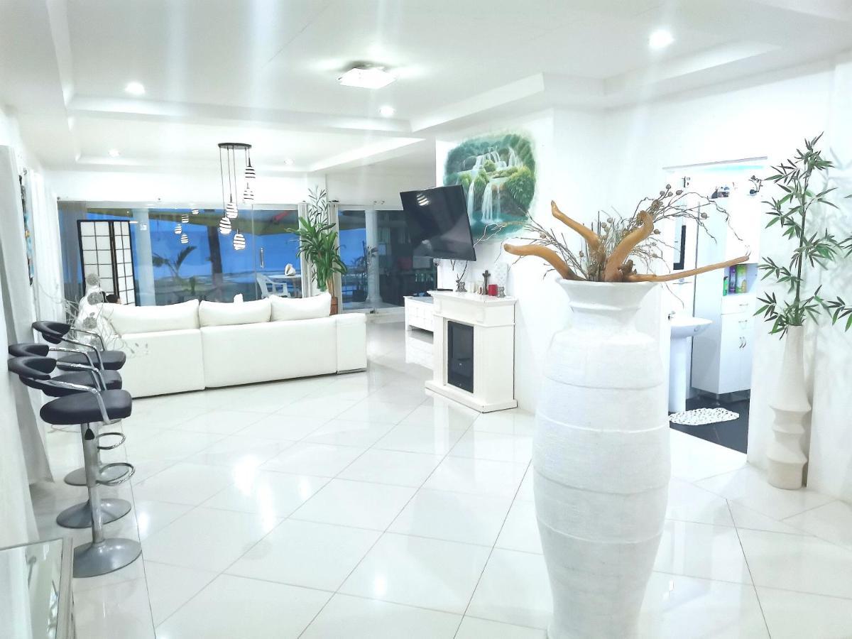 Beach Front White House Villa Maria  Luaran gambar